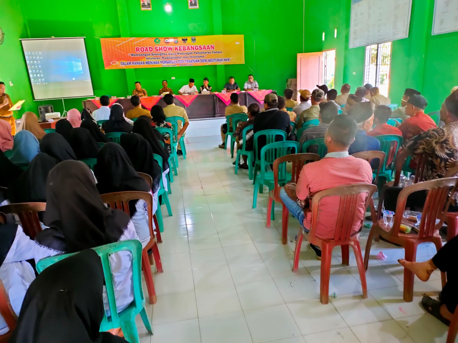 Road Show Kebangsaan , Membangun Sinergitas Guna Mencegah Penyebaran Faham Intoleran, Radikalisme, dan Terorisme, Dalam Rangka Menjaga Persatuan Dan Kesatuan Demi Keutuhan NKRI di Balai Kampung Bumi Mas (22 November 2022)