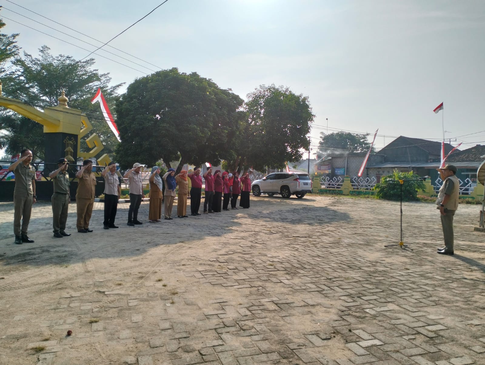 Apel Mingguan Di Halaman Kantor Kecamatan Seputih agung (Senin, 07 Agustus2023)