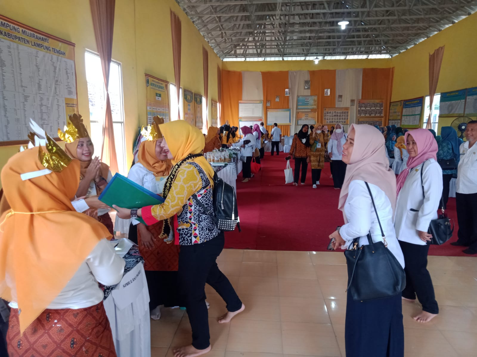 Penilaian Lomba Peningkatan Peran Perempuan Menuju Keluarga Sehat Sejahtera (P3KSS) dan Gerakan Sayang Ibu (GSI) di Balai Kampung Muji Rahayu (Rabu, 09 November 2022)