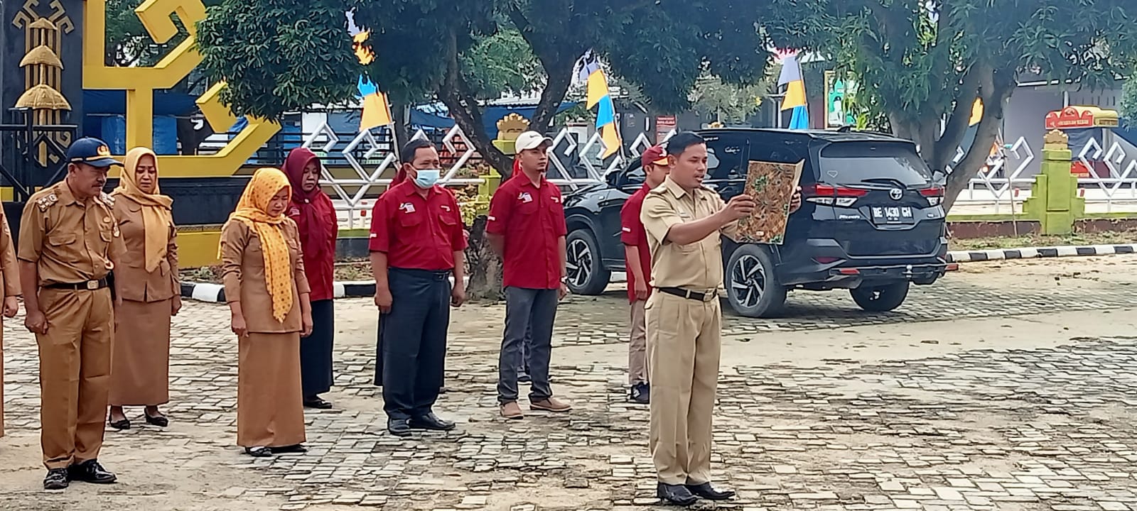 Apel MIngguan di Halaman Kantor Kecamatan Seputih Agung