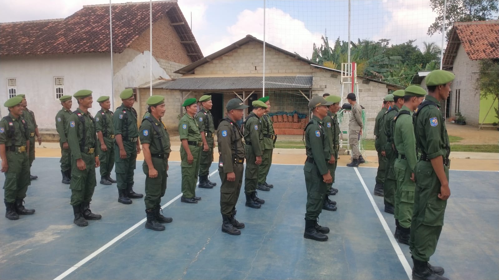 Pelatihan Peningkatan Kapasitas Linmas di Kampung Sulusuban (Selasa, 01 Agustus 2023)