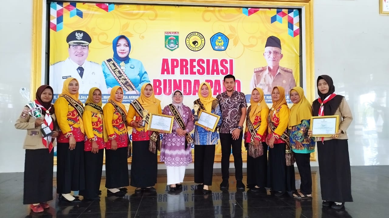 Apresiasi Bunda PAUD dan Pembagian Hadiah Juara Teladan 2 Bunda Kecamatan, Juara Harapan 1 Bunda PAUD Kamling Bumi Kencana, Juara 1 Pra Siaga/ KOber Kasih Idi (Jum'at, 09 Desember 2022)