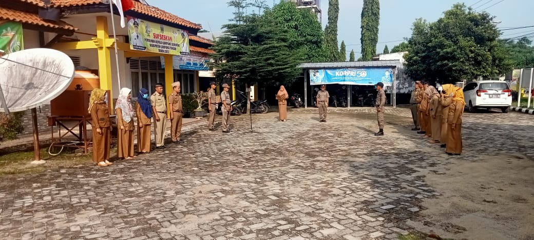 Apel Mingguan (Senin, 29 Agustus 2022) di Halaman Kantor Kecamatan Seputih Agung