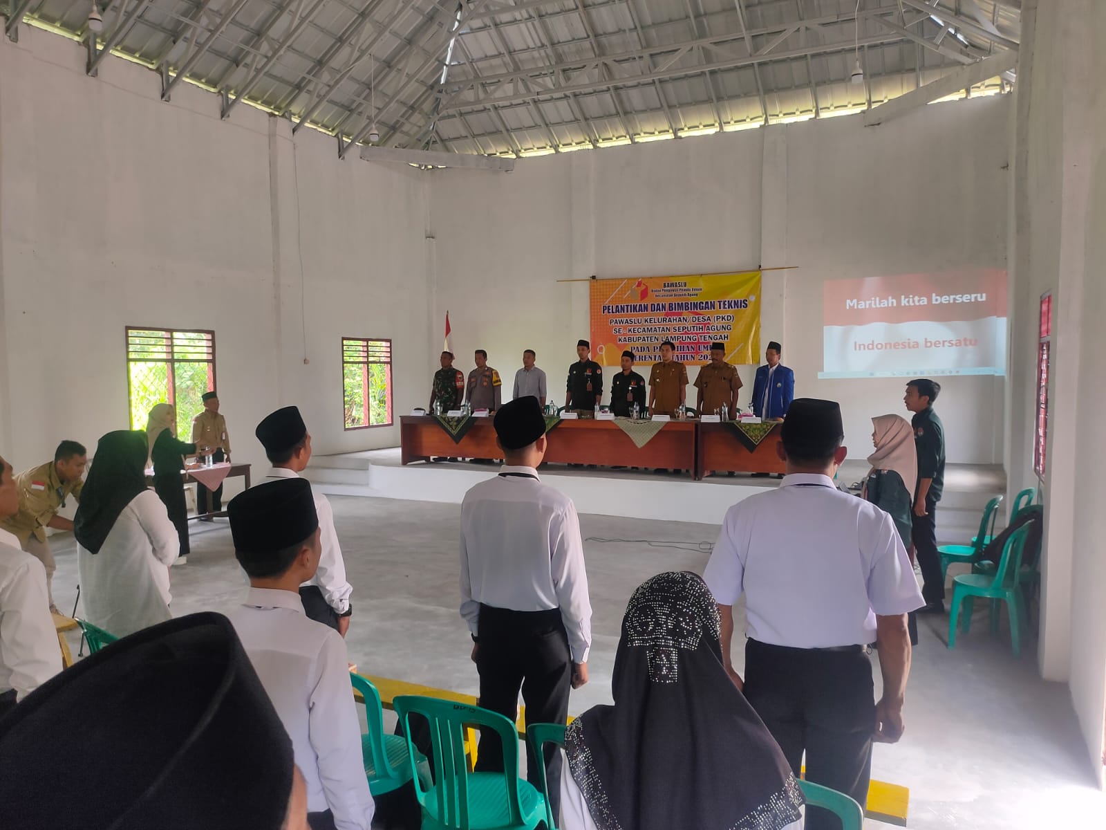 Menghadiri Undangan dan dan Bimbingan Teknis Panwaslu Kelurahan/Desa (PKD) Se-Kecamatan Seputih Agung di Balai Kampung Simpang Agung (Senin, 06 Februari 2023)