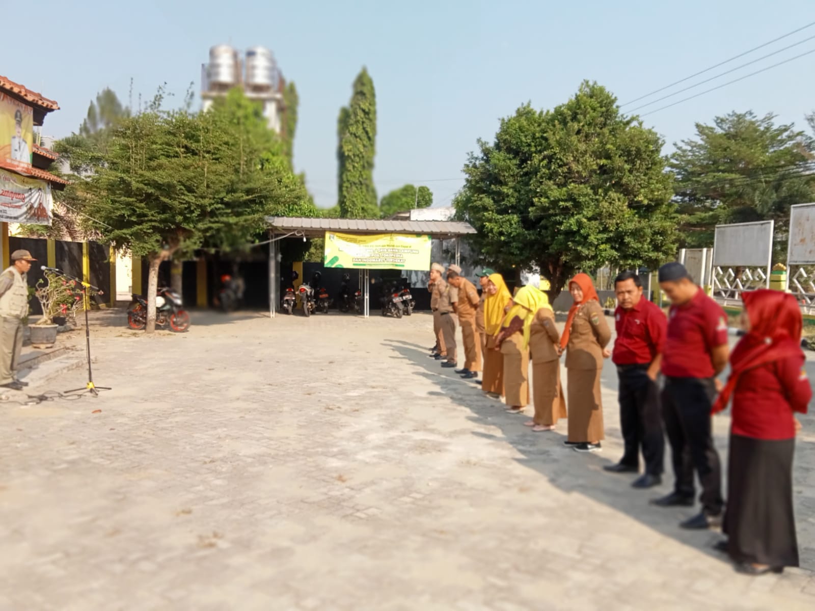 Apel Mingguan Di Halaman Kantor Kecamatan Seputih agung (Senin, 04 September 2023)