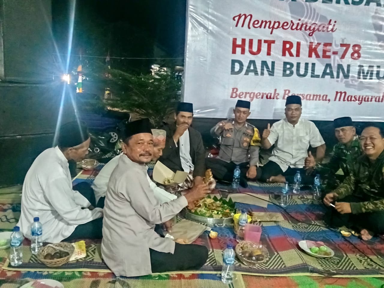 Doa Bersama dalam rangka memperingati Bulan Muharam dan Peringatan HUT RI ke-78 Tahun 2023 di Lapangan Sepak Bola Muji Rahayu dan Gayau Sakti (Kamis, 16 Agustus 2023)