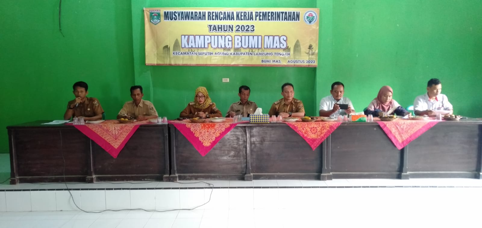 Musyawarah Rencana Kerja Pemerintahan Tahun 2023 di Balai Kampung Bumi Mas 