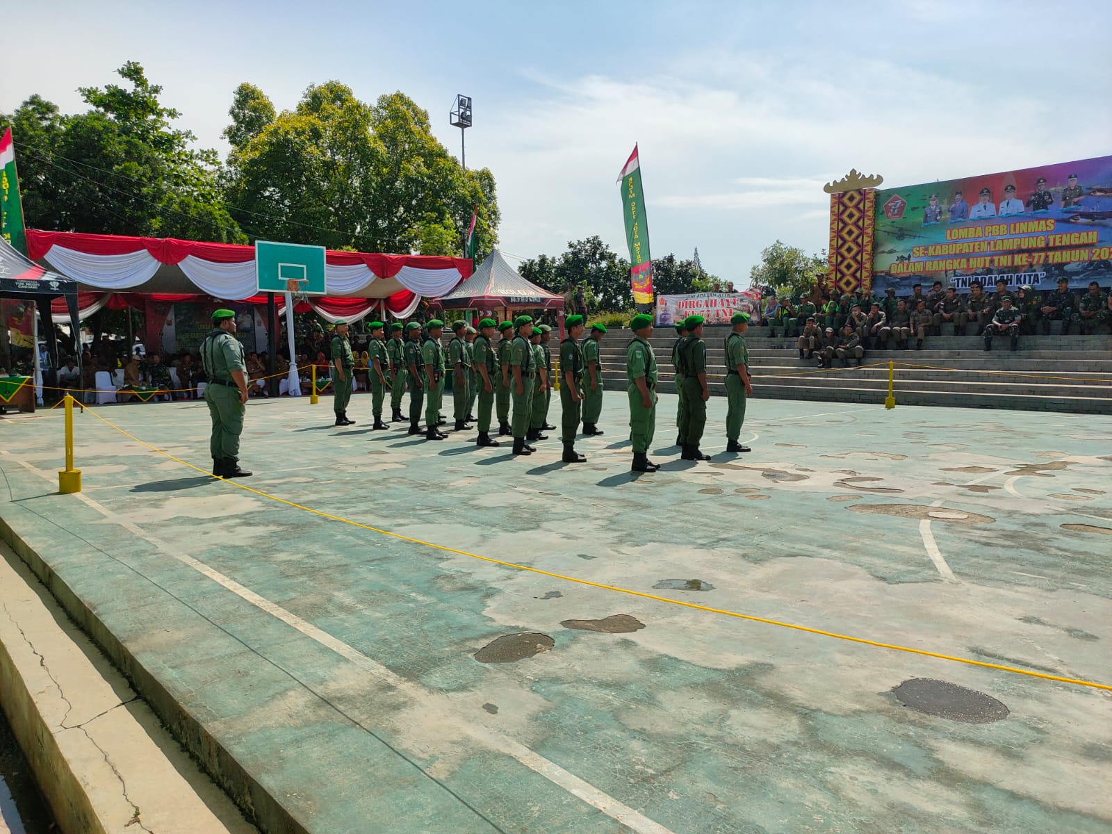 Lomba PBB Linmas Se-Kabupaten Lampung Tengah dalam Rangka HUT TNI Ke- 77 Tahun 2022 di Lapangan Merdeka Gunung Sugih (Selasa, 11 Oktober 2022)