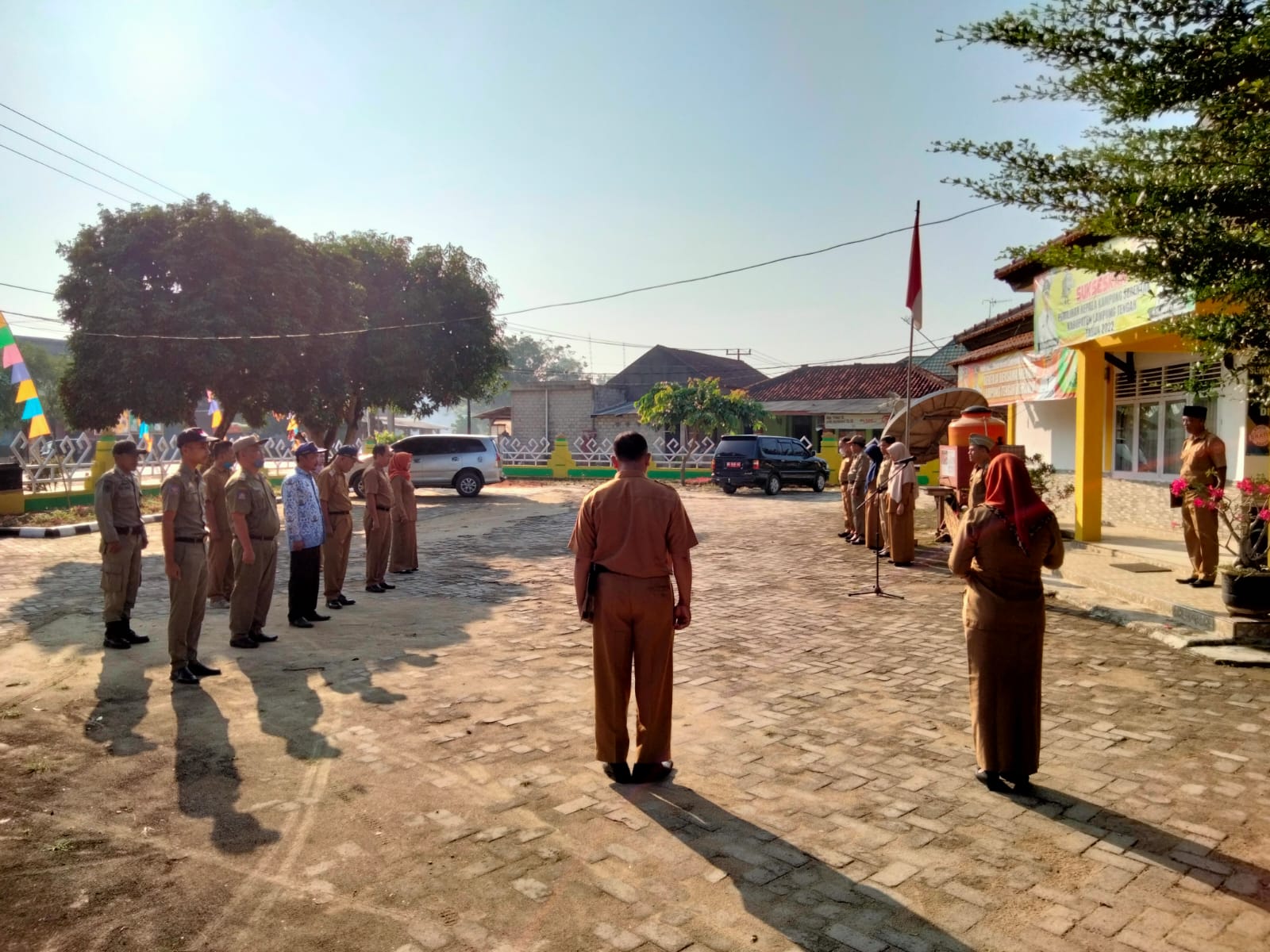 Apel Mingguan (Senin, 18 Juli 2022) di Halaman Kantor Kecamatan Seputih Agung