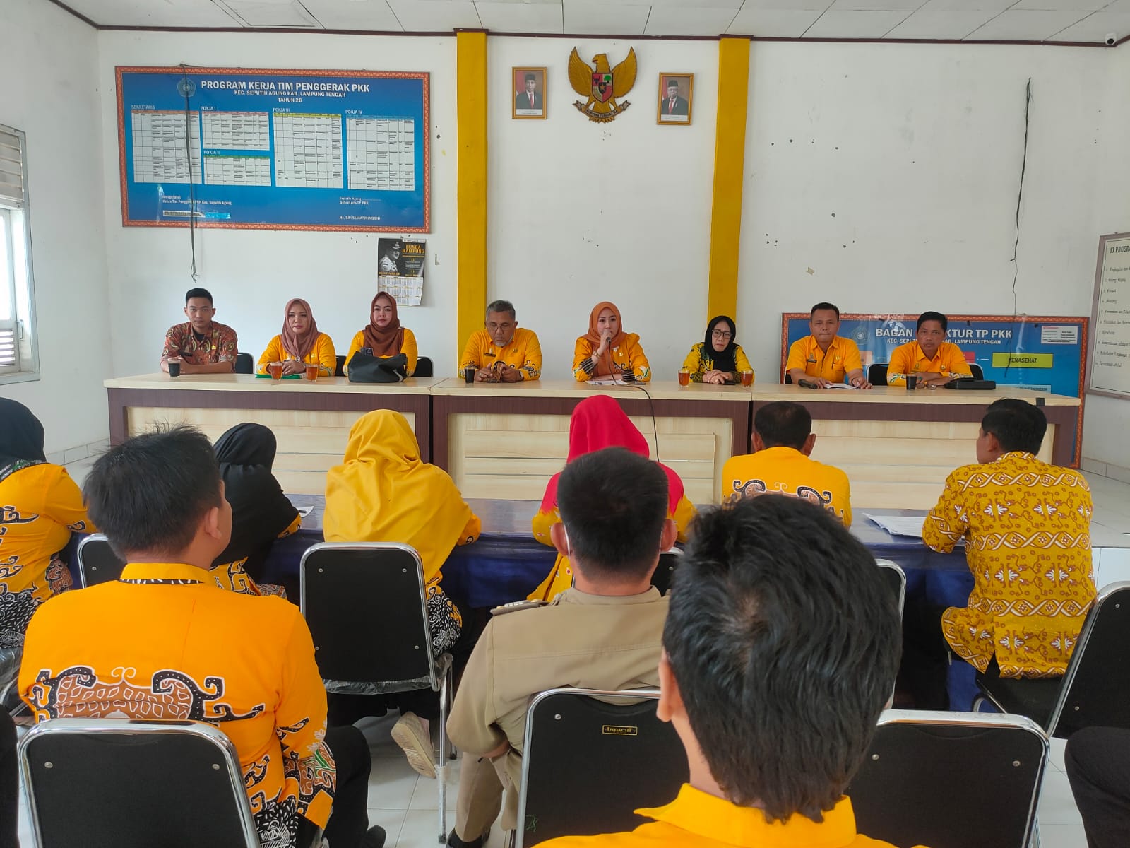 Monitorin dan evaluasi Inspektorat tim irban III Lampung Tengah di Aula Kecamatan Seputih Agung (Jum'at, 20 Januari 2023)