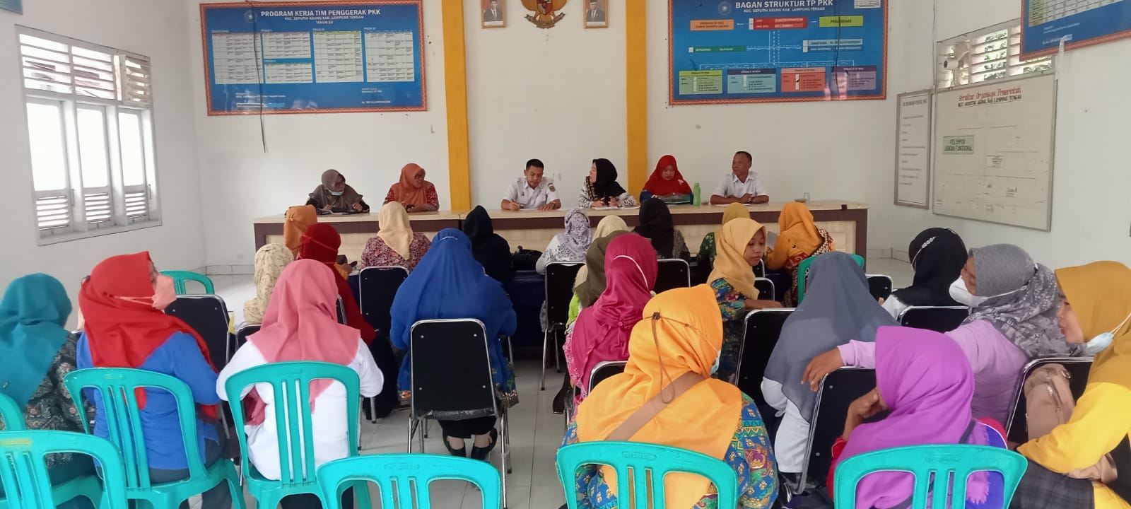 Rapat PKK di Aula Kecamatan Seputih Agung (Kamis, 08 September 2022)